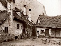 Vlaška ulica 1924. godine, sepija.jpg